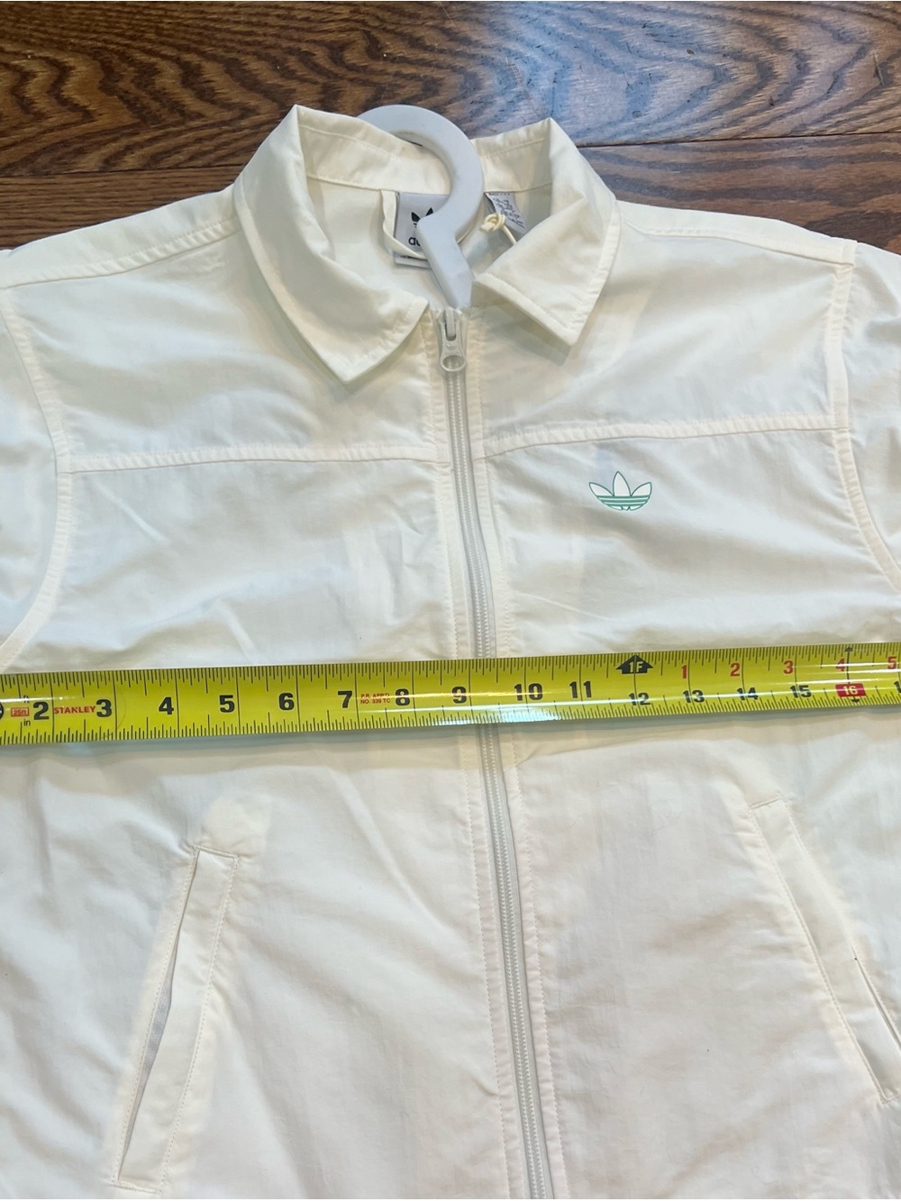 adidas Originals Off White Jacket with Green Trefoil Logo - Picture 10 of 11